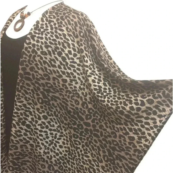 Steve Madden Leopard Printed Shawl Wrap Fashionable Open Front Poncho Cape - Picture 3 of 6